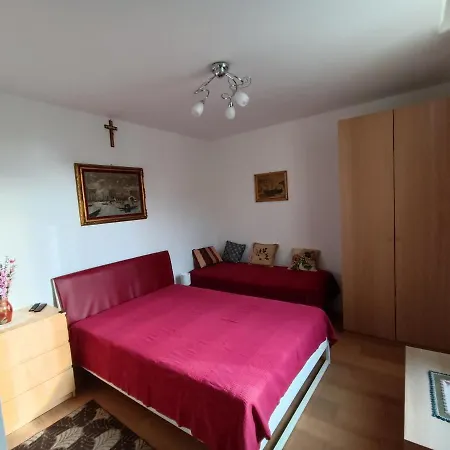 Casa *